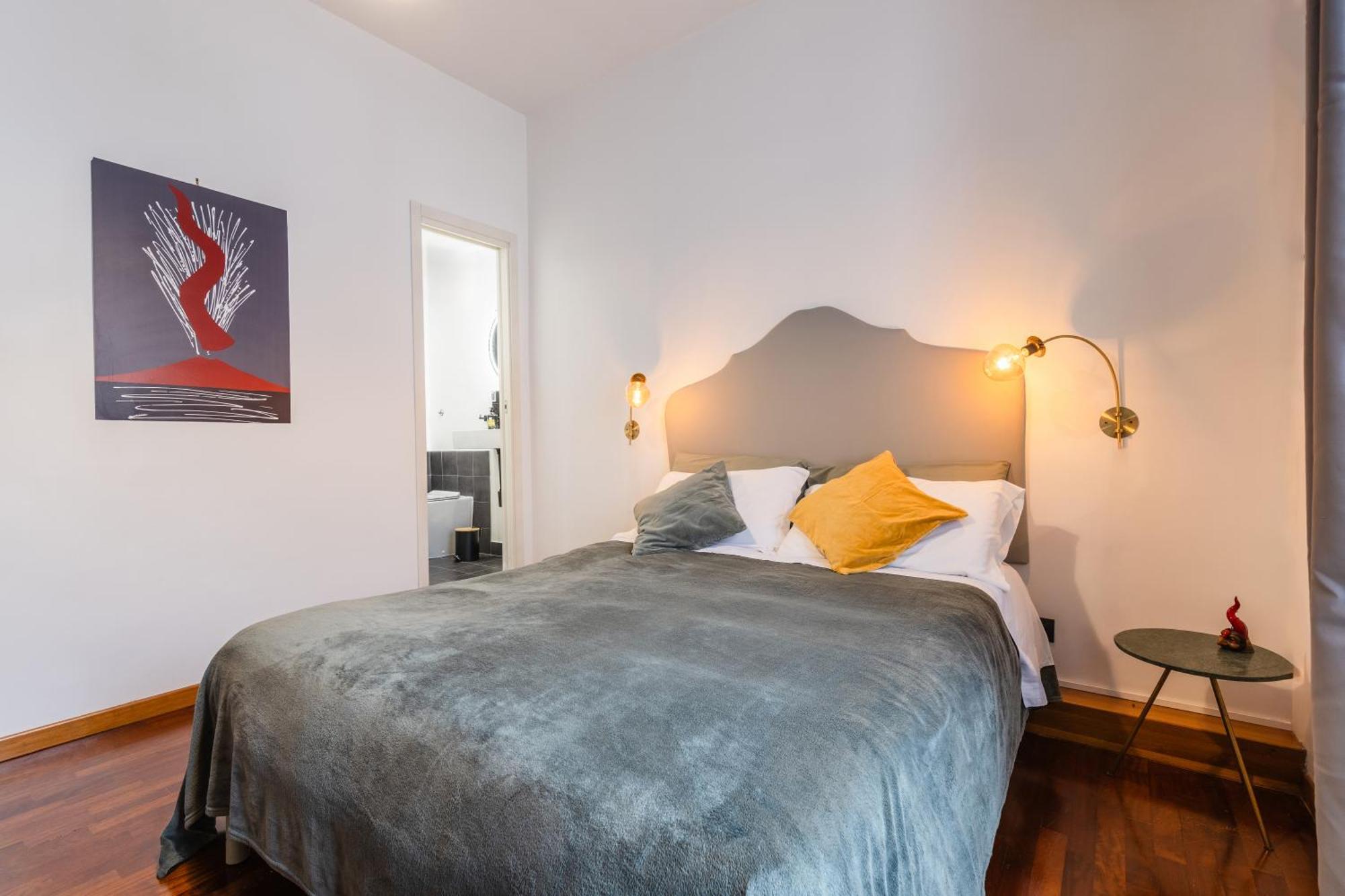 Napolicentro Mare - Sea View Rooms & Suites Екстер'єр фото