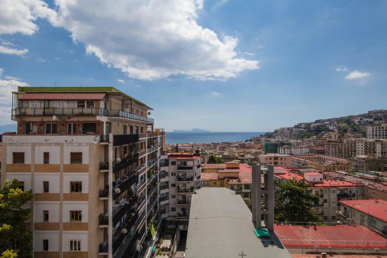 Napolicentro Mare - Sea View Rooms & Suites Екстер'єр фото