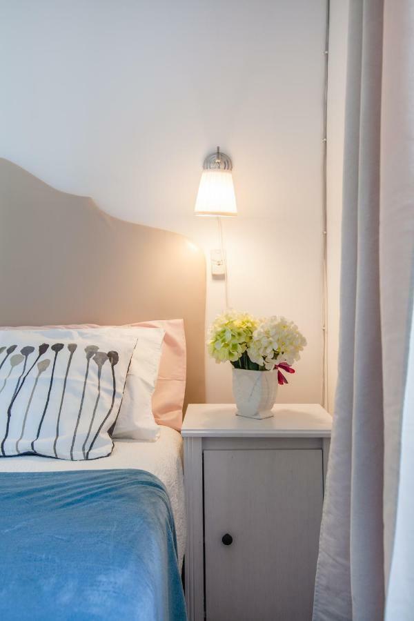 Napolicentro Mare - Sea View Rooms & Suites Екстер'єр фото